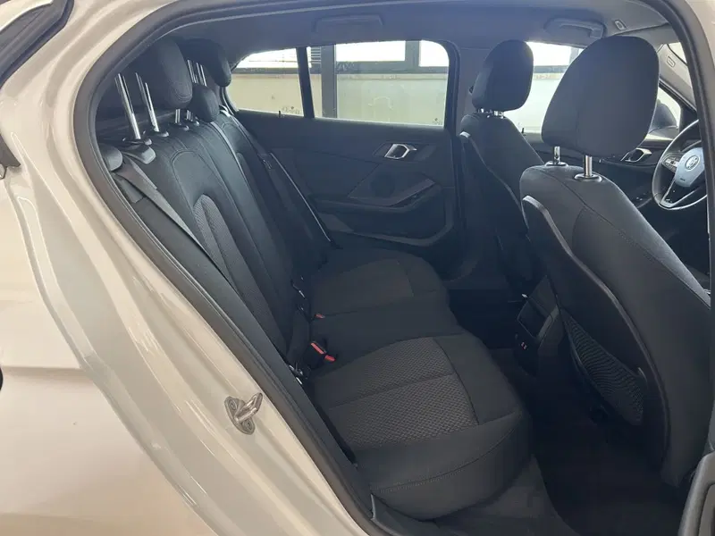 BMW Serie 1 usata a Bari (13)
