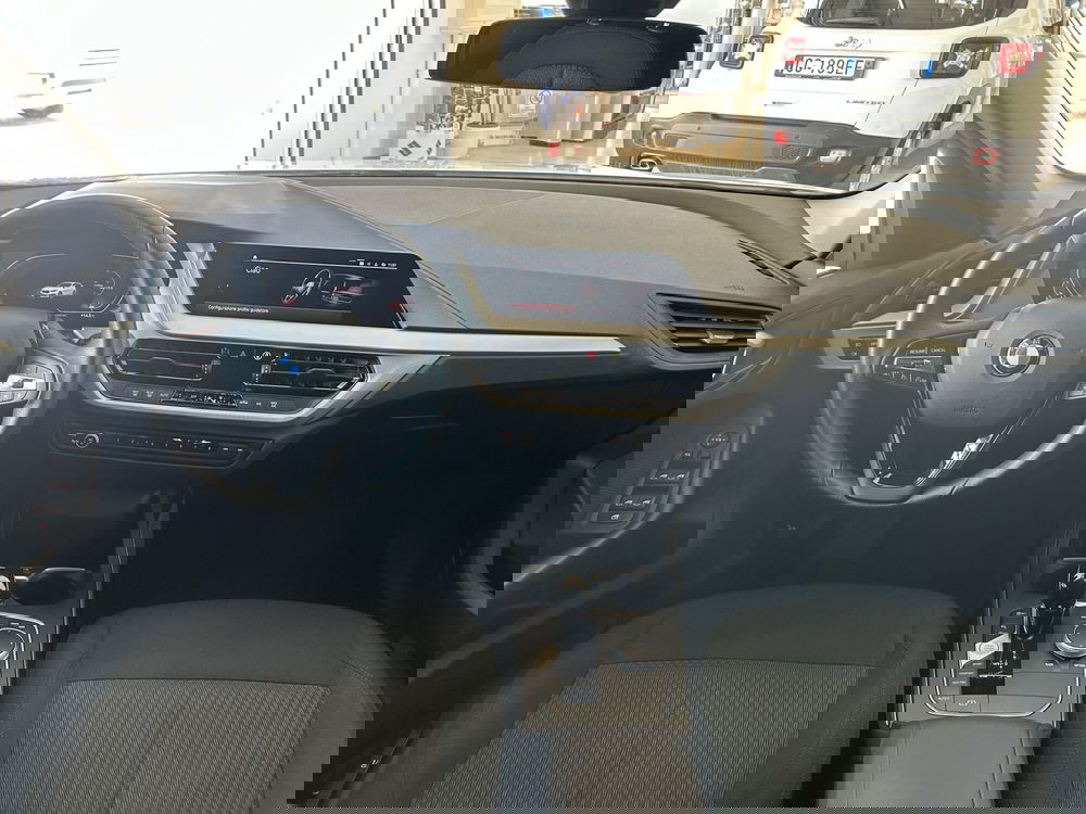 BMW Serie 1 usata a Bari (18)