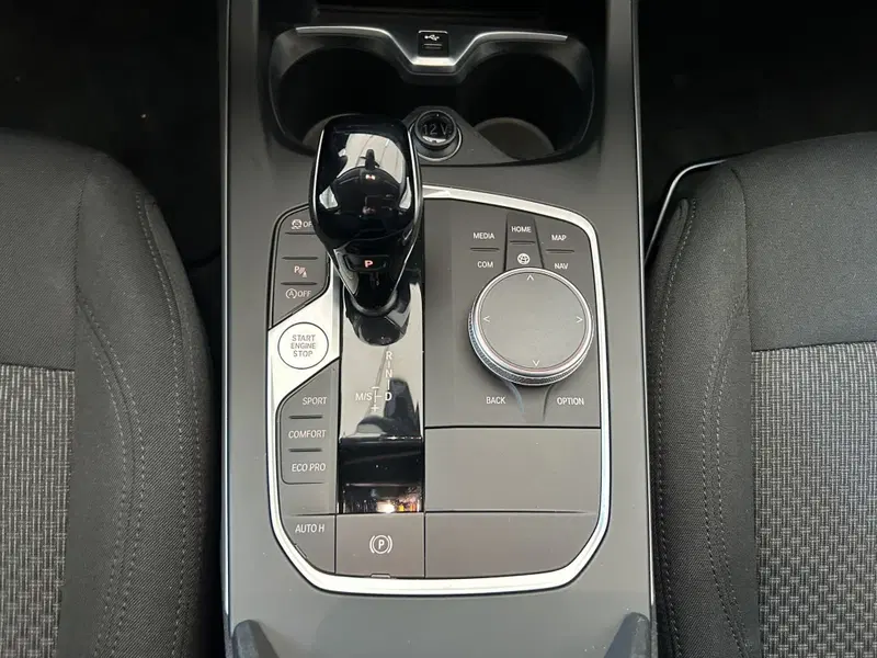 BMW Serie 1 usata a Bari (19)