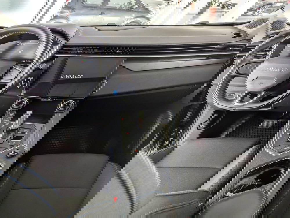 Lynk & Co 01 usata a Pescara (16)