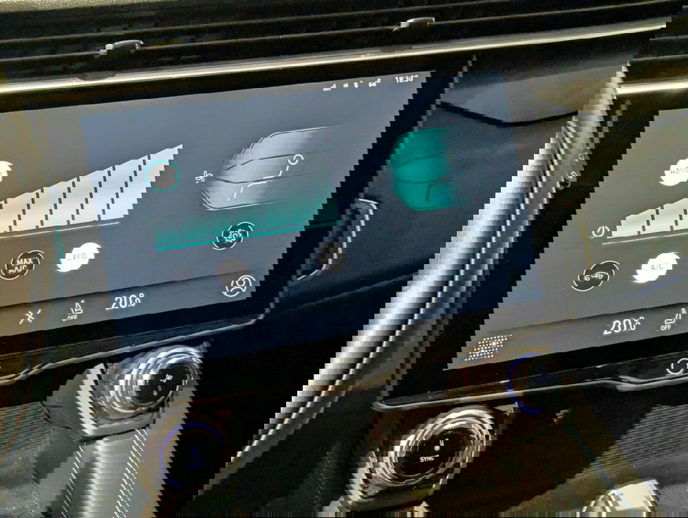 Lynk & Co 01 usata a Pescara (19)