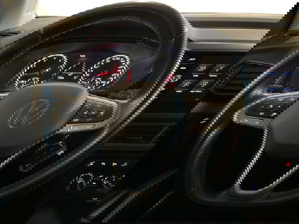 Volkswagen T-Cross usata a Prato (10)