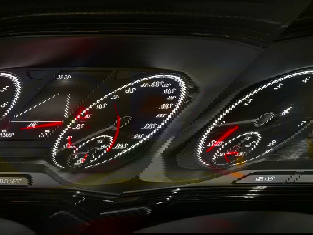 Volkswagen T-Cross usata a Prato (13)