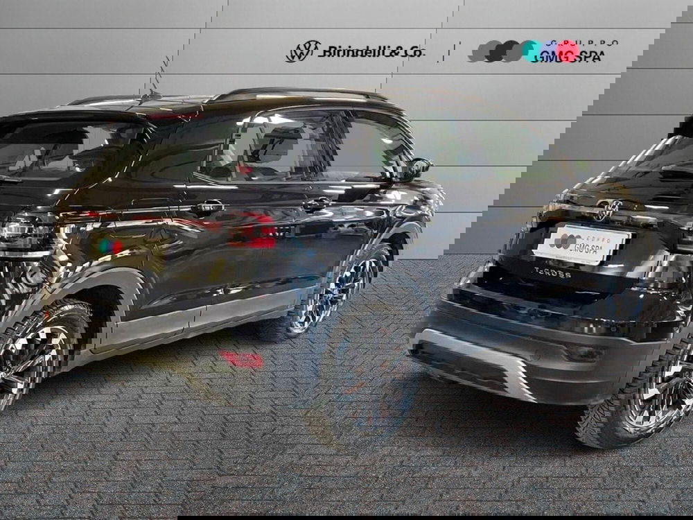 Volkswagen T-Cross usata a Prato (3)