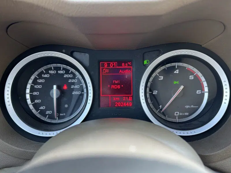 Alfa Romeo 159 SportWagon usata a Cuneo (12)