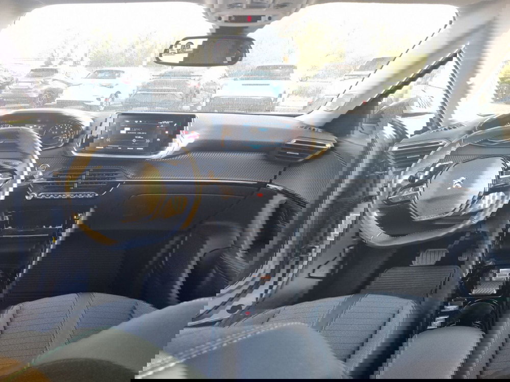 Peugeot 2008 usata a Lucca (11)