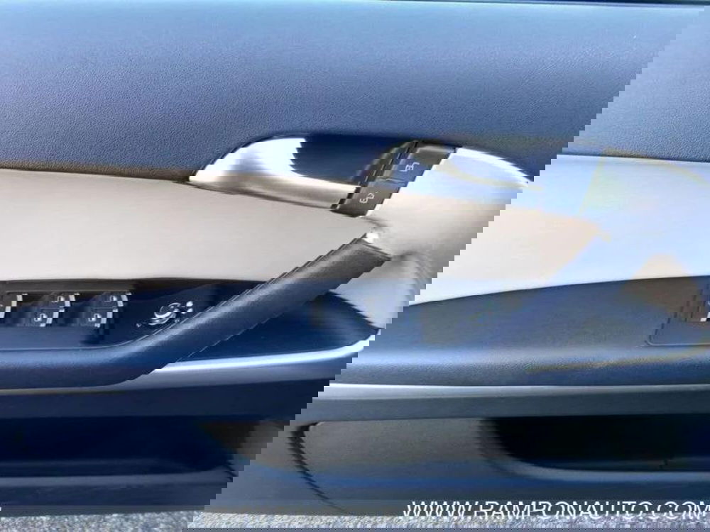 Audi A3 Cabrio usata a Venezia (16)