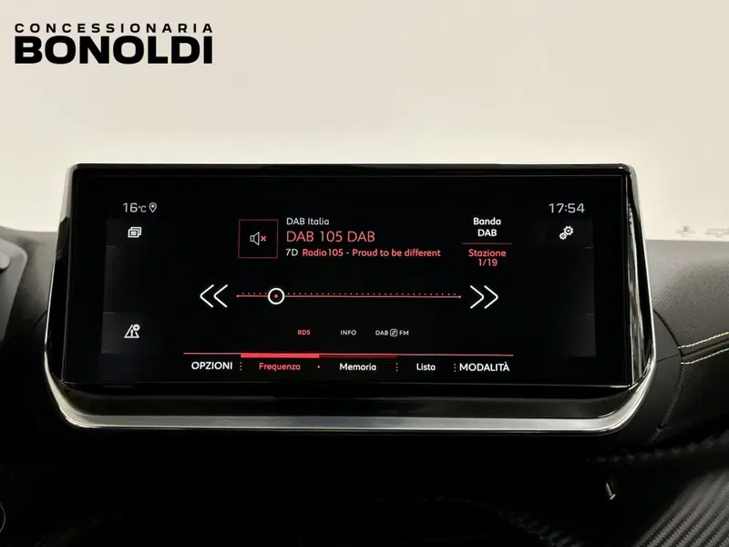 Peugeot 2008 usata a Brescia (18)