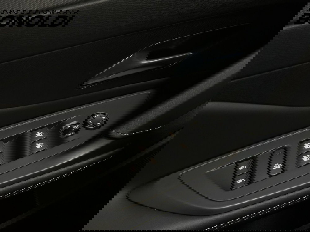 Peugeot 308 SW usata a Brescia (5)