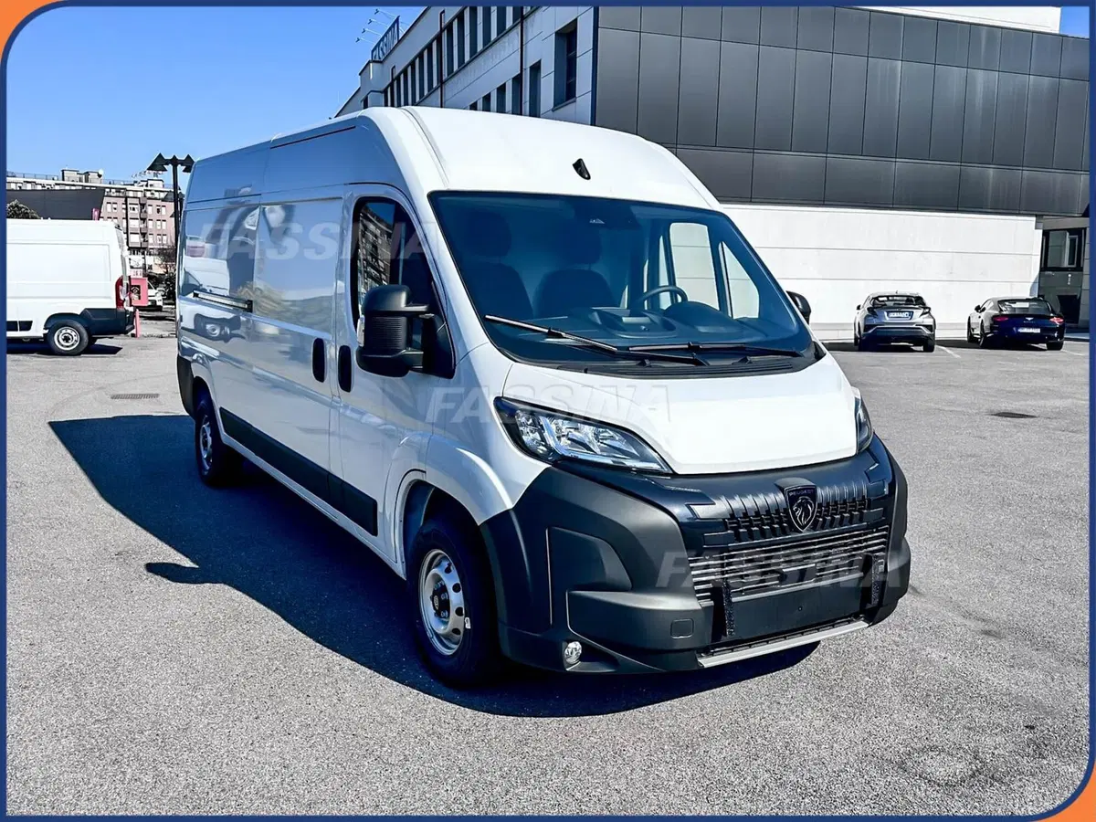 Peugeot Boxer nuova a Milano