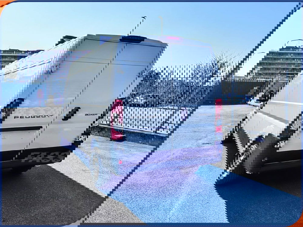 Peugeot Boxer nuova a Milano (4)