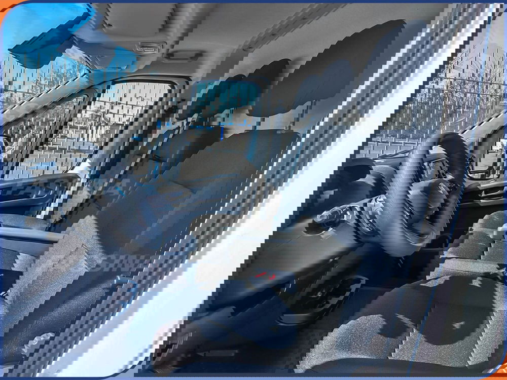 Peugeot Boxer nuova a Milano (7)