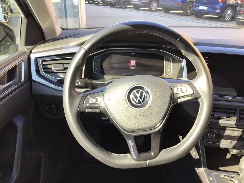 Volkswagen Polo usata a Genova (11)
