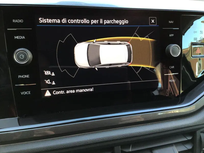 Volkswagen Polo usata a Genova (17)