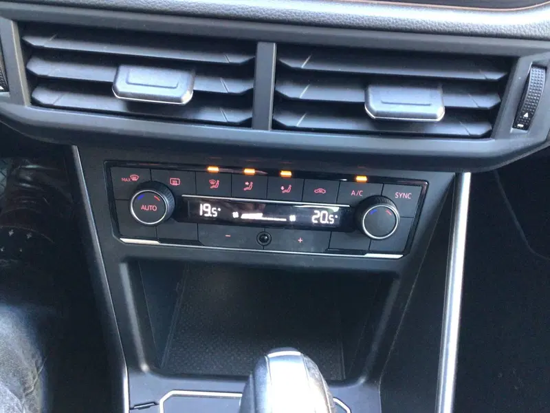 Volkswagen Polo usata a Genova (18)