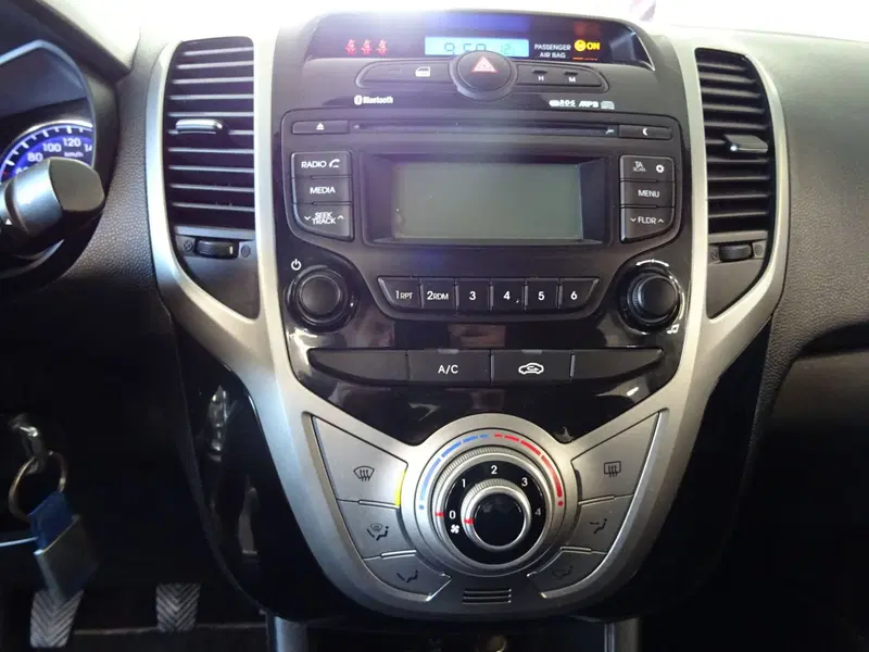 Hyundai ix20 usata a Lucca (12)