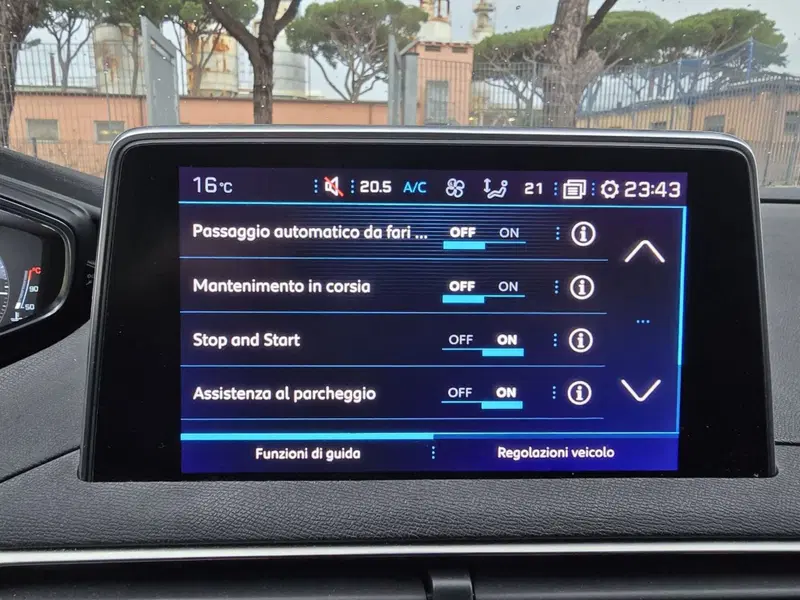 Peugeot 3008 usata a Massa-Carrara (12)
