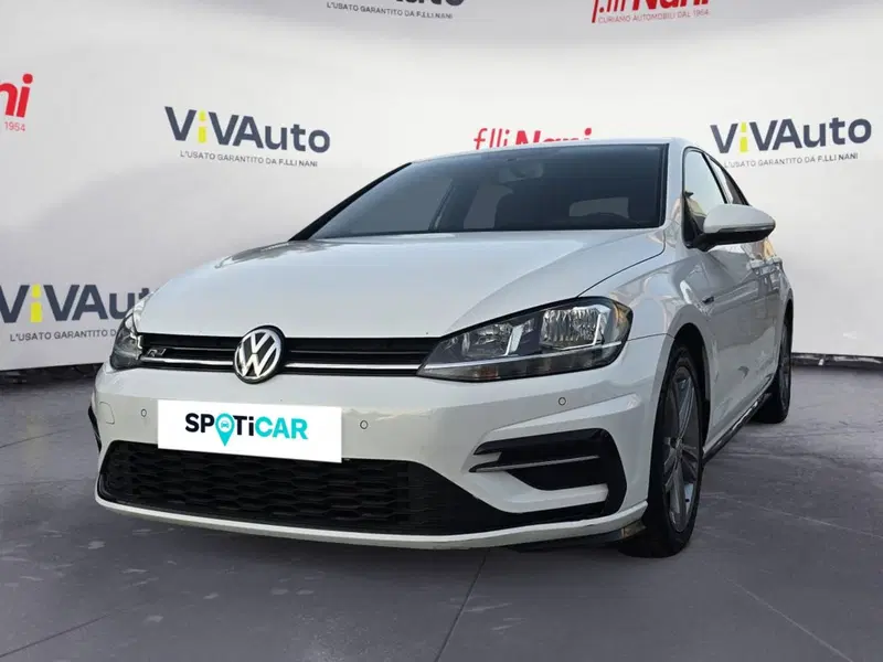 Volkswagen Golf usata a Massa-Carrara