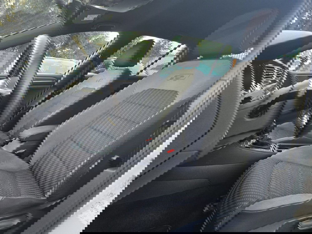 Volkswagen Golf usata a Massa-Carrara (16)