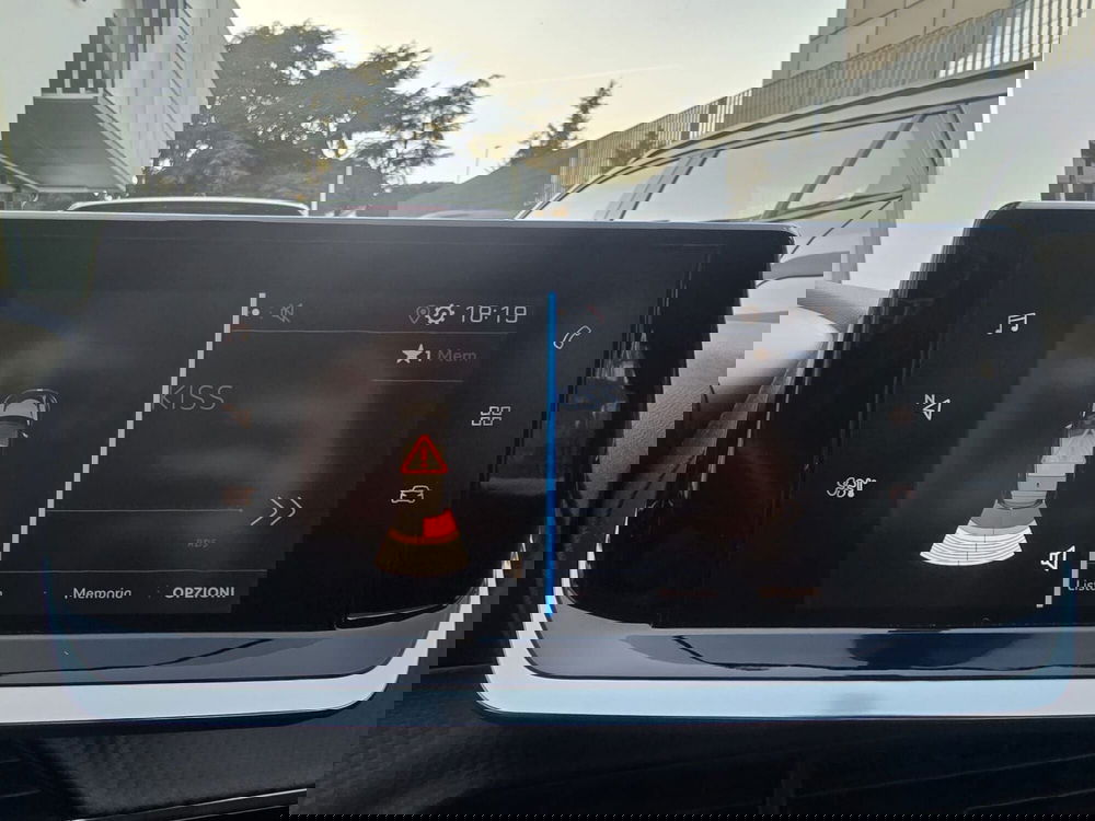 Peugeot 208 usata a Massa-Carrara (10)