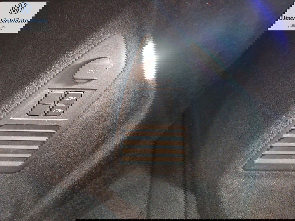 Volkswagen Touareg usata a Genova (19)