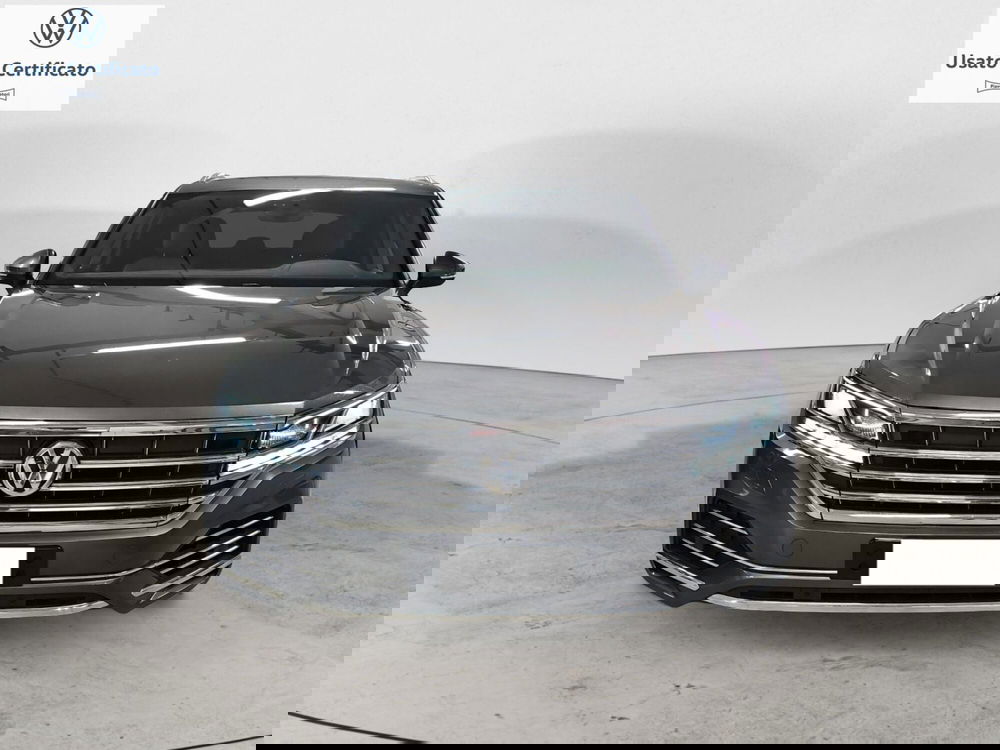 Volkswagen Touareg usata a Genova (2)