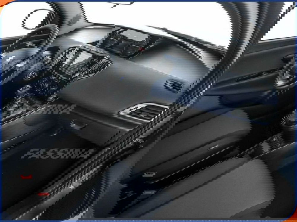 Lancia Ypsilon usata a Milano (14)