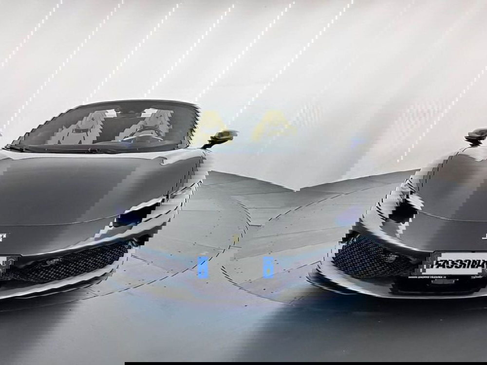 Ferrari 296 Spider usata a Milano (2)