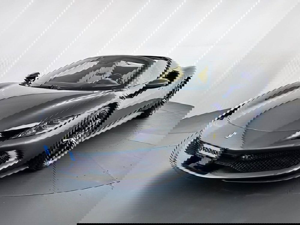 Ferrari 296 Spider usata a Milano (4)