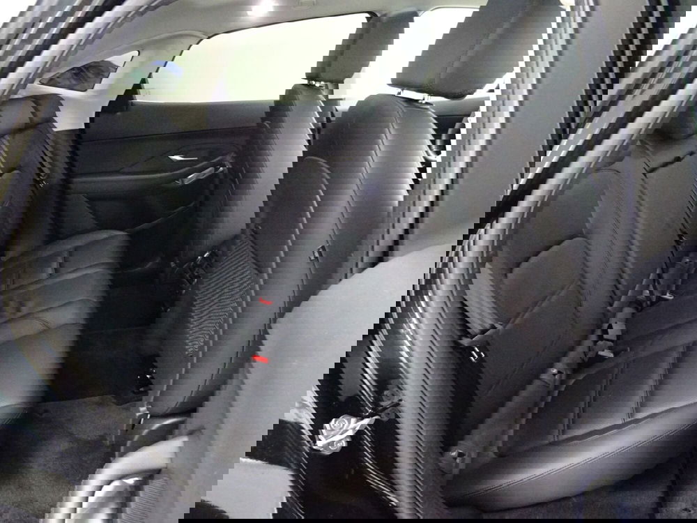 Jaguar E-Pace usata a Como (5)