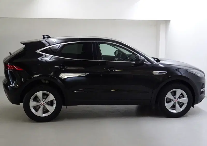 Jaguar E-Pace usata a Como (6)