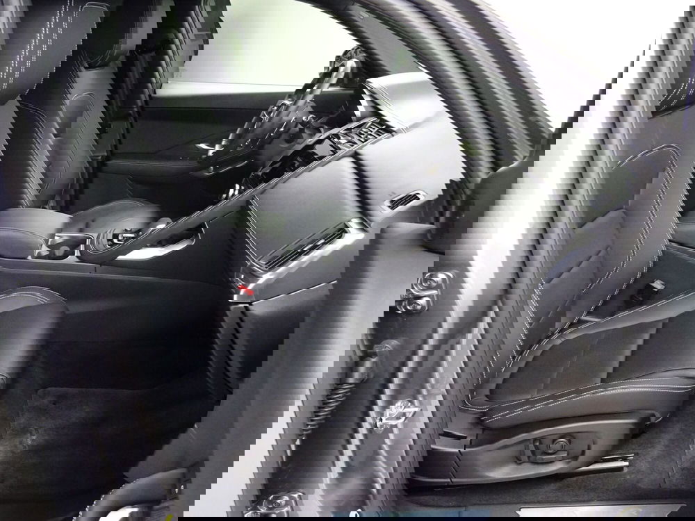 Jaguar E-Pace usata a Como (3)