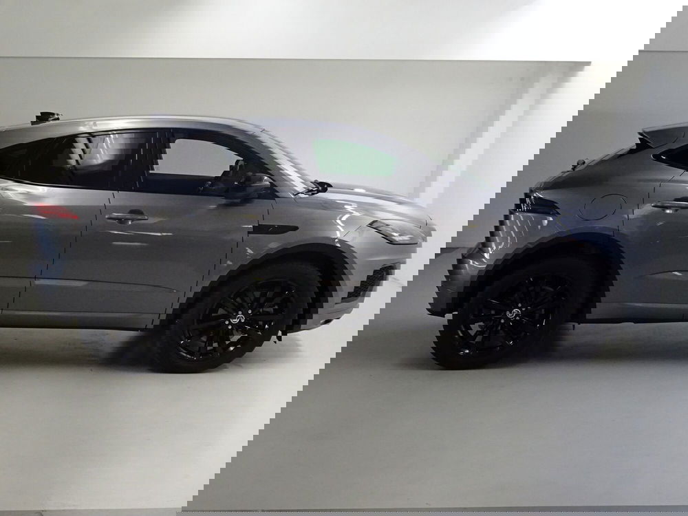 Jaguar E-Pace usata a Como (6)