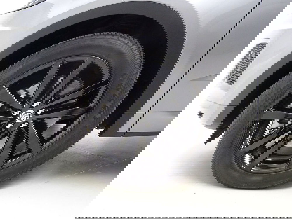 Jaguar E-Pace usata a Como (9)