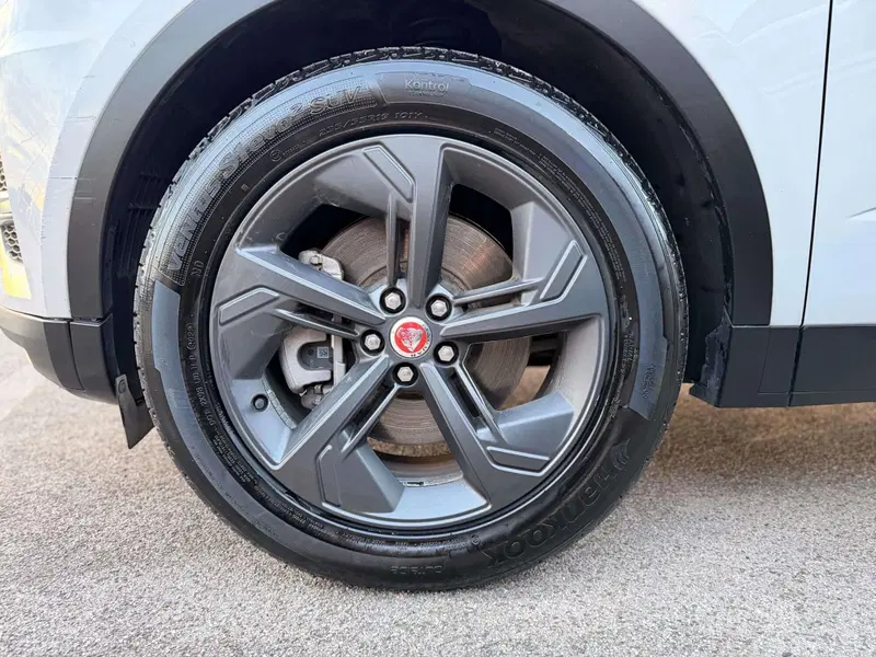 Jaguar E-Pace usata a Siena (9)