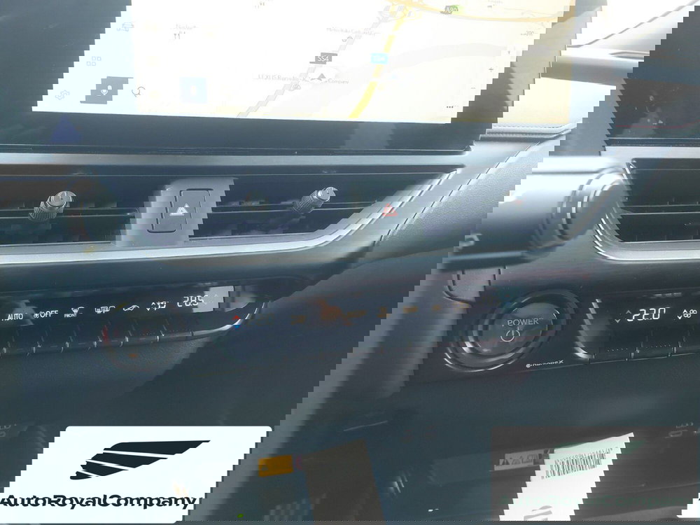 Lexus UX usata a Roma (10)