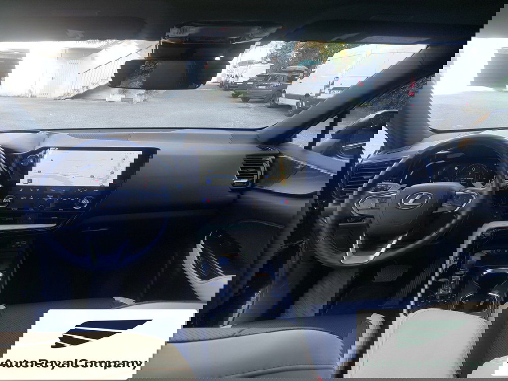 Lexus NX usata a Roma (11)