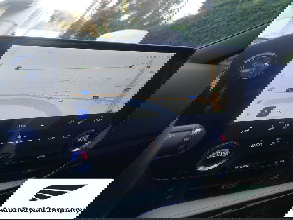 Lexus NX usata a Roma (15)