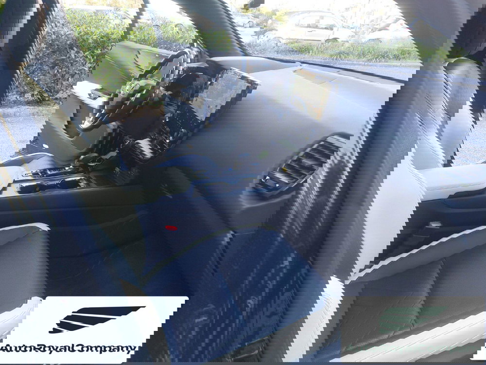 Lexus NX usata a Roma (18)