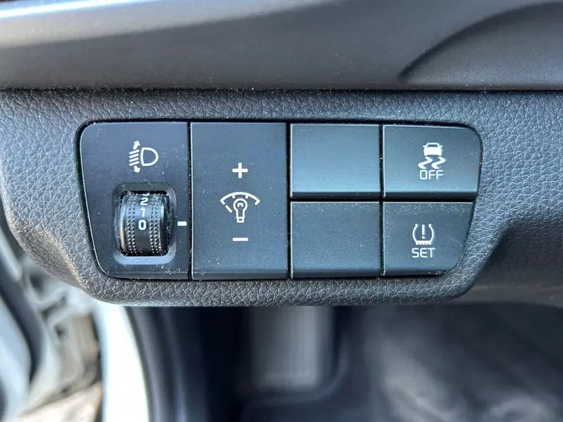 Kia Stonic usata a Modena (12)