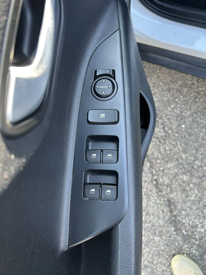 Kia Stonic usata a Modena (17)