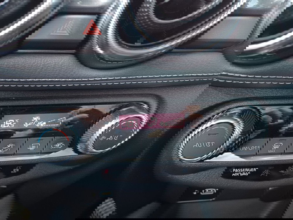 Nissan Juke usata a Modena (18)