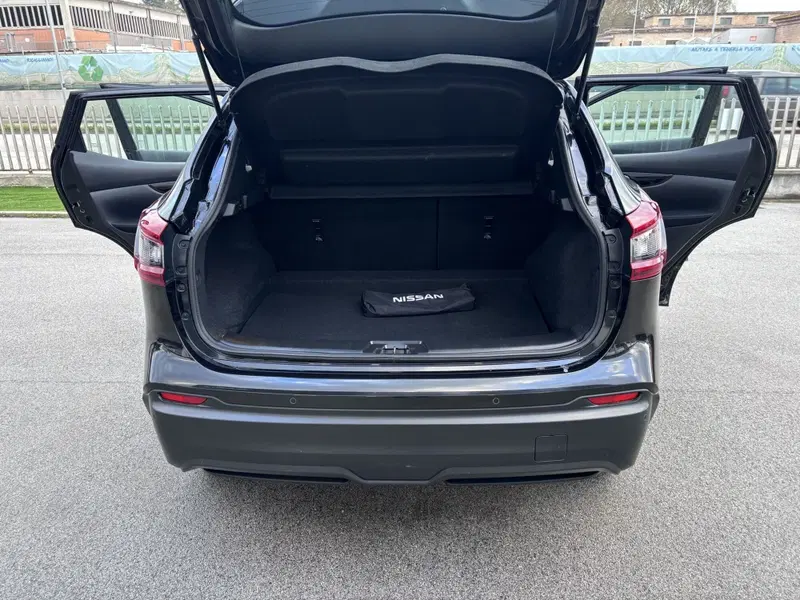 Nissan Qashqai usata a Ancona (11)