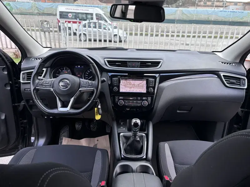 Nissan Qashqai usata a Ancona (15)