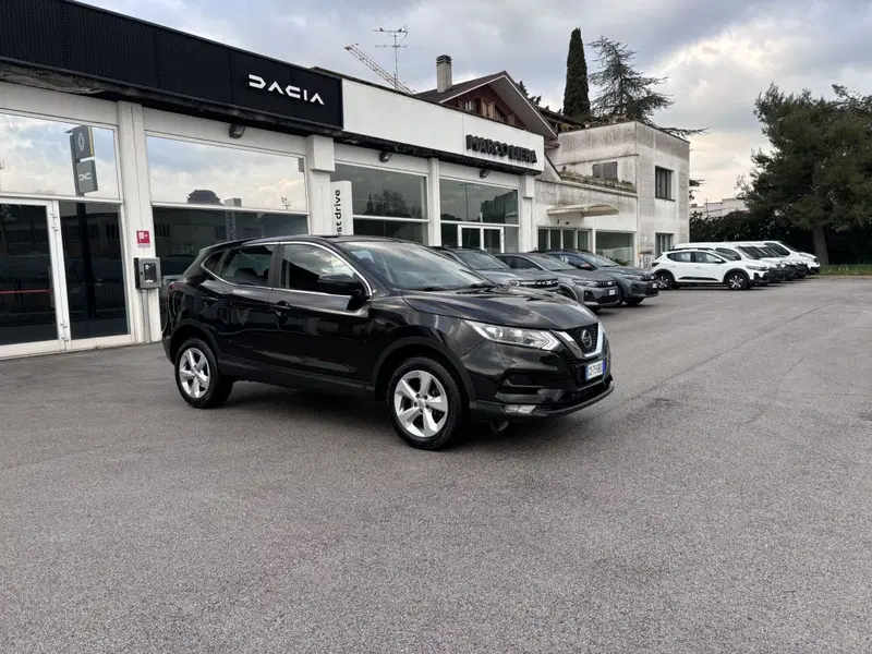 Nissan Qashqai usata a Ancona (3)