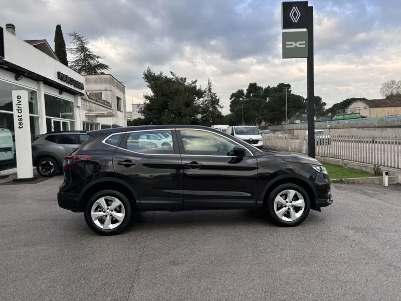 Nissan Qashqai usata a Ancona (4)