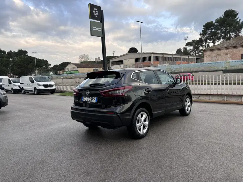 Nissan Qashqai usata a Ancona (5)