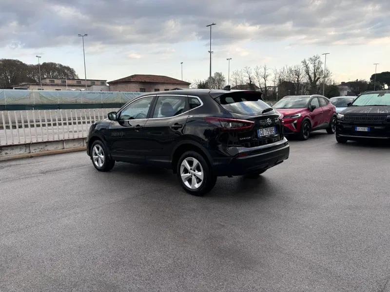 Nissan Qashqai usata a Ancona (7)