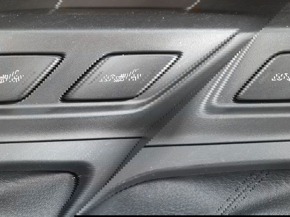 Suzuki Vitara nuova a L'Aquila (12)