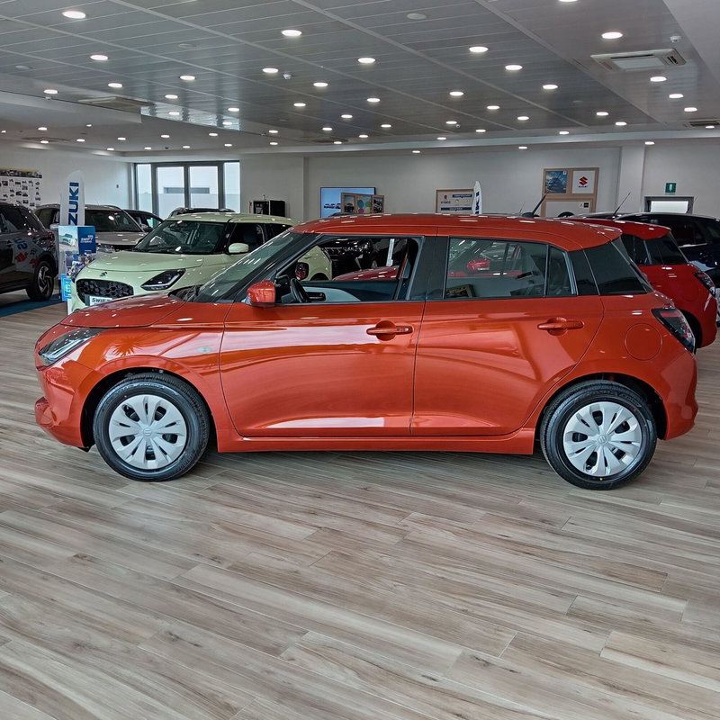 Suzuki Swift nuova a L'Aquila (2)